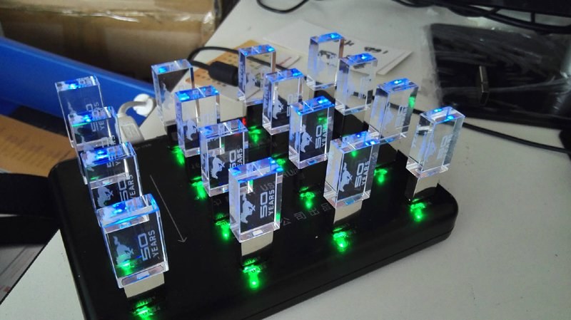 crystal-usb-flash-drives-with-led-light-8 crystal usb flash drives with led light 8
