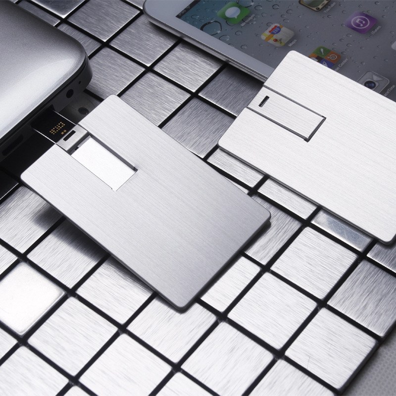 brushed-aluminium-card-usb-4
