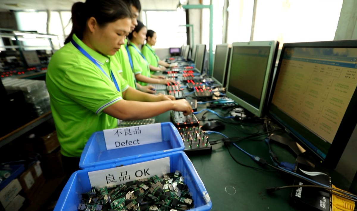U盘品控测试线 不良品Defect与良品OK分拣筐物理隔离逐片复测